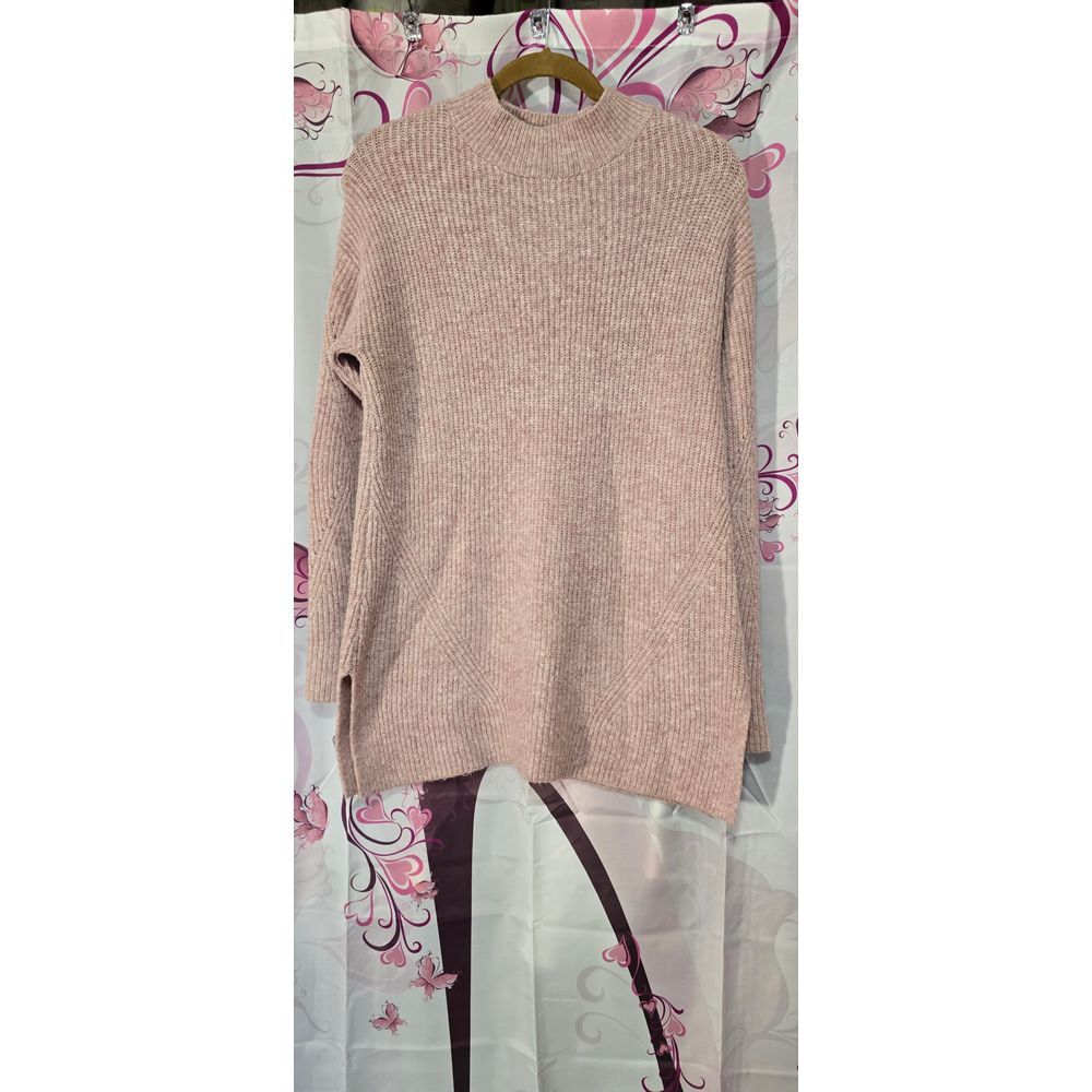Old Navy Medium  Blush Pink Ribbed Knit Sweater